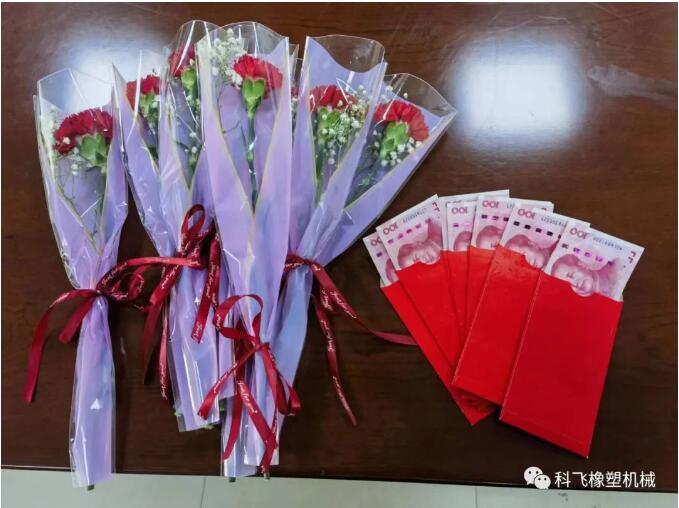 陽(yáng)春三月 科飛的“女神”們過(guò)節(jié)啦??。。。?></dt>
               <dd><div   id=